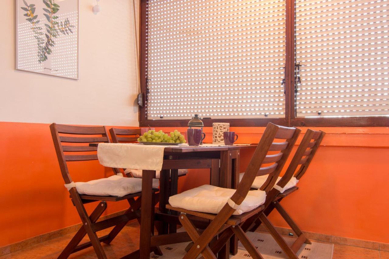 Harbour-Apartment With Sea View And Parking Spot Pula Exterior photo