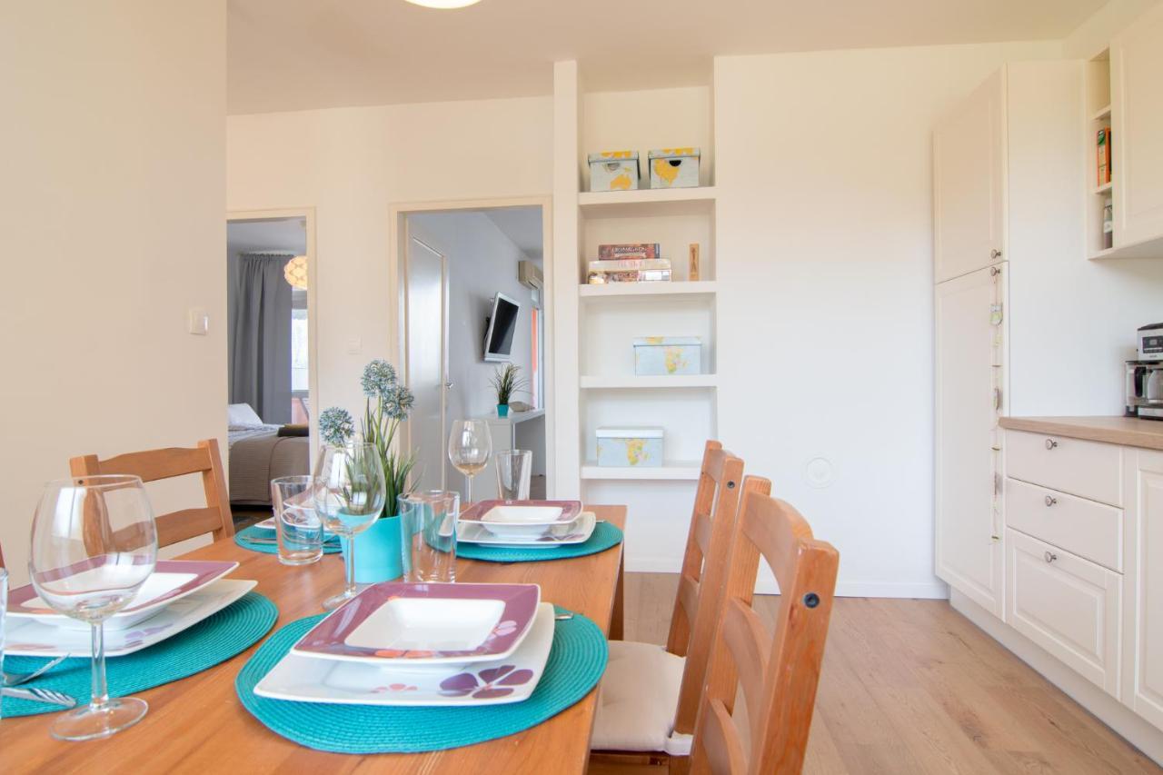Harbour-Apartment With Sea View And Parking Spot Pula Exterior photo